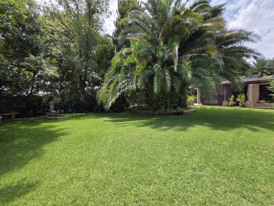 7 Bedroom Property for Sale in Jim Fouchepark Free State